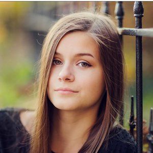 Meet your Posher, Mallory